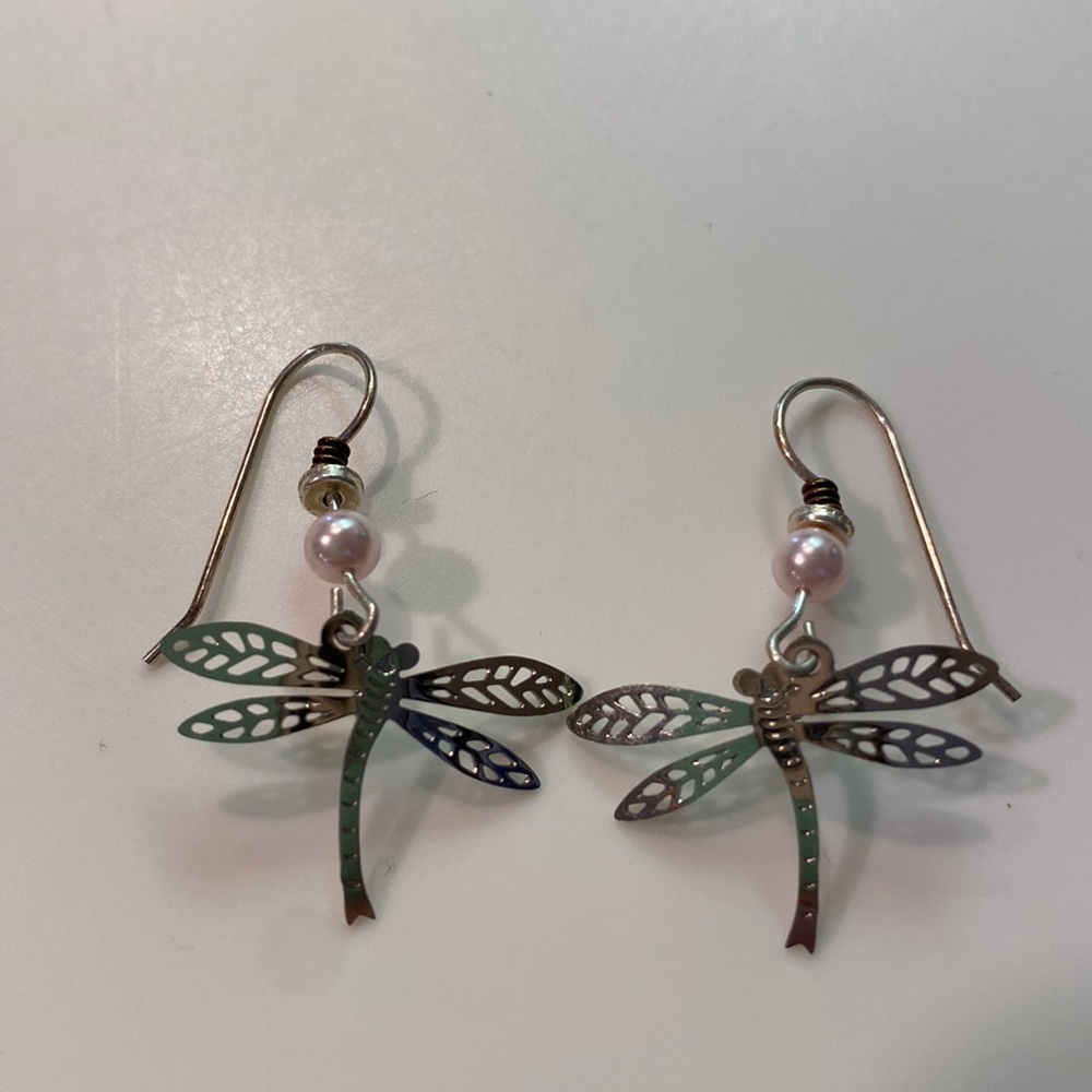 Dragonfly delicate earrings